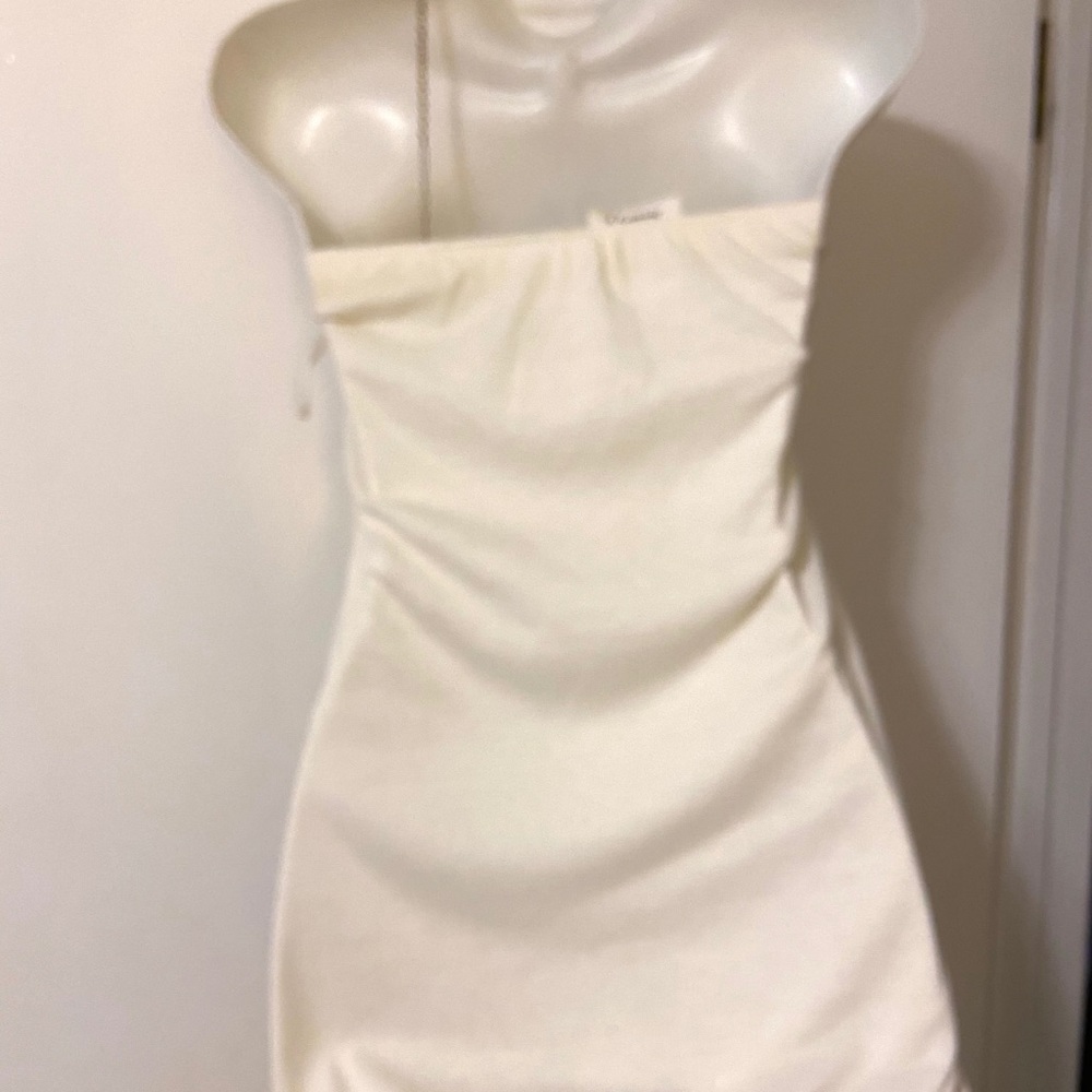 Cream Ruffled Strapless Top - Picture 2 of 4